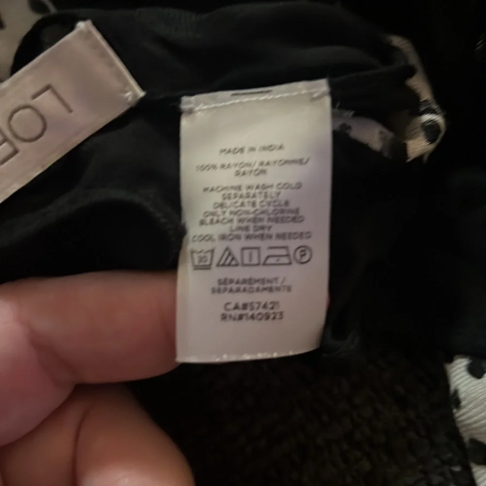 Scarf - Picture 7 of 7